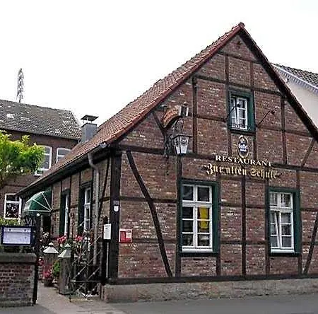 Stayincologne Hotel 2*