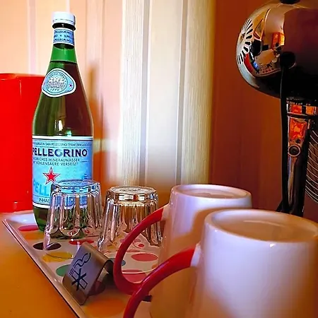 Stayincologne Hotel 2*