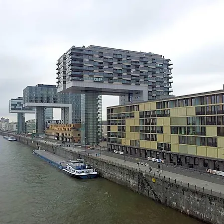 Stayincologne Hotel